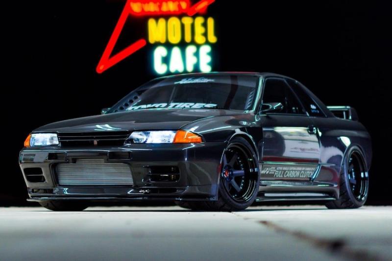 r31house BNR32 Skyline GT-R active carbon R